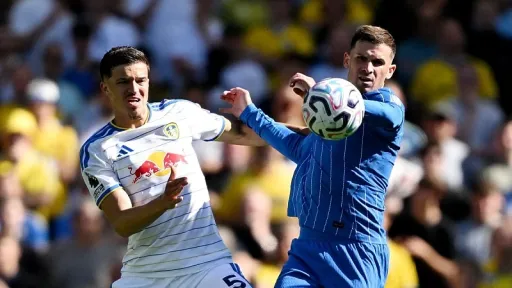Tarik Muharemović bio na listi potencijalnih pojačanja Arsenala tokom ljetnog prijelaznog roka, potpisao za Leeds United, navodi BBC