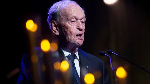 Jean Chr&eacute;tien na komemoraciji u Ganderu: "Nikada ne mije&scaron;ajte na&scaron;u velikodu&scaron;nost sa slabo&scaron;ću