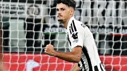 Kerim Alajbegović fenomenalnom asistencijom spasio Juventus poraza na Sardiniji