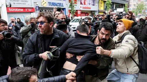 Policija privela skoro 400 građana na ulicama Istanbula, slike prikazuju ozbiljnost situacije na protestima