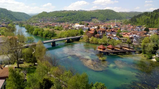 Merhamet pokreće prvu javnu kuhinju u Bosanskoj Krupi za građane u socijalnoj potrebi uz podršku lokalne uprave