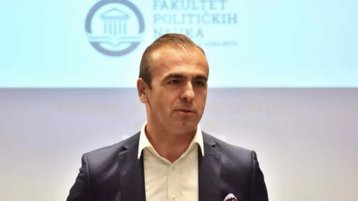 UNIVERZITETSKI PROFESOR SEAD TURČALO POJAŠNJAVA: "Izlazak iz Dejtonskog sporazuma već se dogodio"
