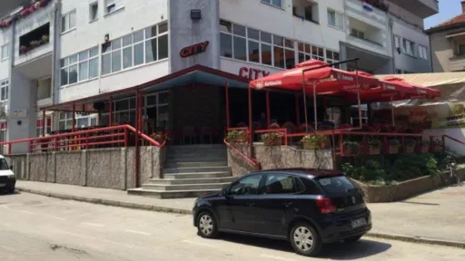 Eksplozija u ugostiteljskom objektu 'City' u Vitezu, policija istražuje povezanost s krađom automobila u Novom Travniku