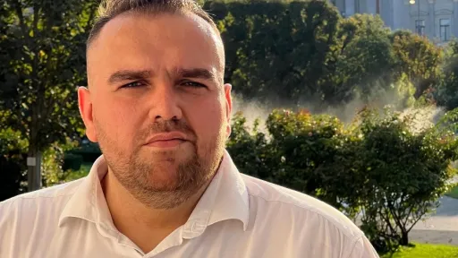 ŽESTOK ODGOVOR STIGAO IZ BEČA: "Vukanoviću, ne mogu se voljeti dvije žene - ali ne može se biti ni 'malo trudan'"