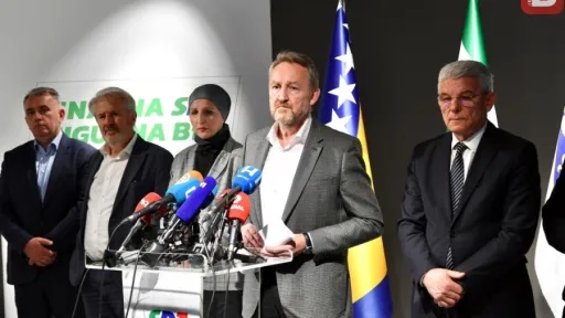 OGLASILI SE IZ SDA: "Umjesto da spašava BHRT, vlast nagrađuje partijsku FTV i islamofobnu TV HZHB"