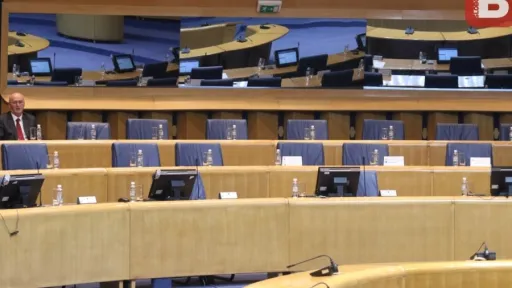 IAKO SU DELEGATI IZ SNSD-a ODLUČILI PRISUSTVOVATI SAMO REDOVNIM SJEDNICAMA DOMA NARODA: Nova hitna...
