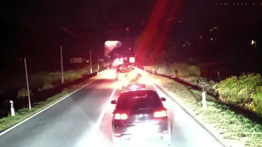 Pješak preminuo u saobraćajnoj nesreći na M-17 u Topčić Polju, vozač Mercedesa iz Zenice u policijskoj istrazi