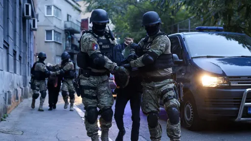 Policija u okviru akcije "Catering" uhapsila Adnana Maglića i Harisa Ćatovića zbog iznude i opasnosti po javnost