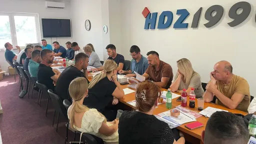HDZ 1990 u Livnu pružio podr&scaron;ku Zdenku Lučiću i najavio predizborne skupove