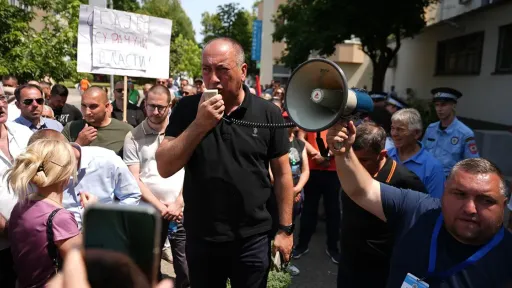 Crnadak najavljuje “politički zemljotres” u RS-u: “Šokirat će se svi imenima koja će isplivati”