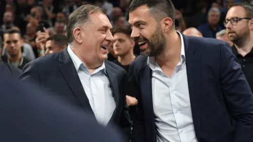 Političke stranke iz RS-a dominiraju donacijama u BiH, s 80% ukupnog iznosa: Kako se novac koristi za unosne poslove?