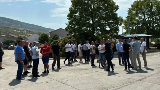 Radnici JP Komunalno Mostar osudili političke manipulacije nakon otkaza 22 radnika