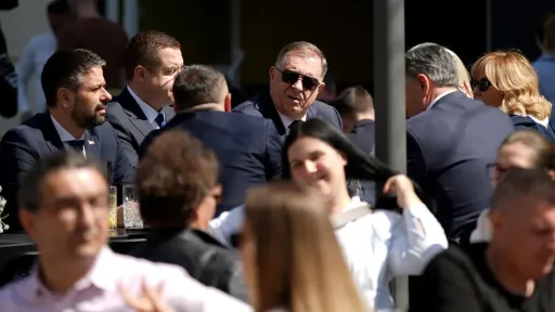 Operativci bliski Trumpu boravili u Banjoj Luci kako bi pomogli Dodiku uoči općih izbora u BiH 4. oktobra