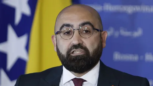 Hasanović odgovorio Amidžiću: Blokada računa RTRS-a rezultat je sudske odluke, a ne političkog napada
