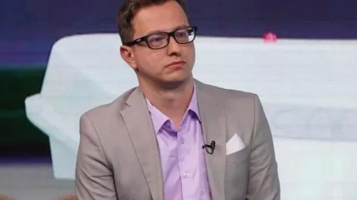 Jasmin Mujanović upozorava na mogući upad policije RS u Memorijalni centar Srebrenica, nazivajući to najvećim udarom na Bošnjake od genocida