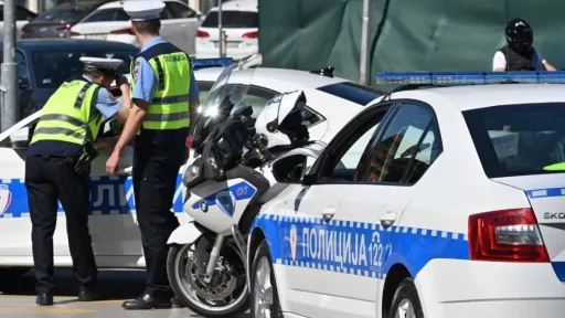 U saobraćajnoj nesreći na putu Pale-Bistrica poginula žena, vozač uhapšen zbog ugrožavanja javnog saobraćaja