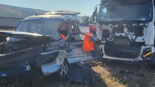 Vozač iz Sarajeva preminuo nakon saobraćajne nesreće kod Tomislavgrada, tri putnika povrijeđena