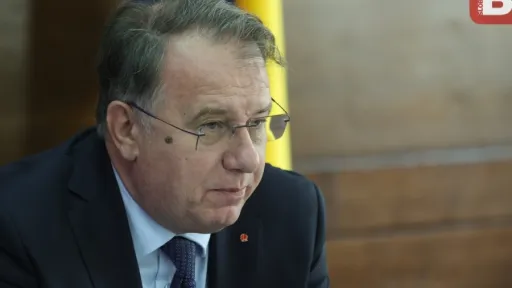 Nermin Nikšić govorio o političkoj krizi, planovima za SDP i mogućim posljedicama istrage POSKOK-a u intervjuu kod Hadžifejzovića