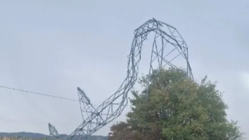 Snažno nevrijeme uzrokovalo prekide u snabdijevanju električnom energijom u Prijedoru i okolini