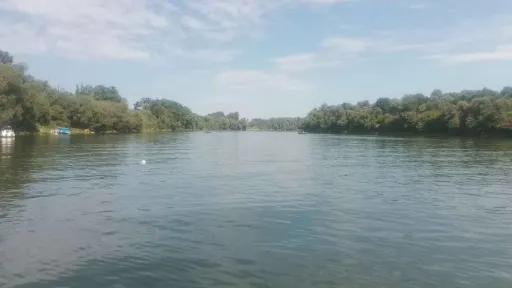 Mu&scaron;karac se utopio u rijeci Savi kod Ora&scaron;ja, potraga jo&scaron; uvijek traje