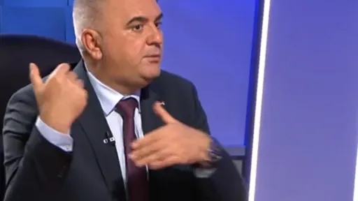 Minić u Beogradu naglasio važnost jačanja srpskog jedinstva tokom ceremonije povodom Dana srpskog jedinstva