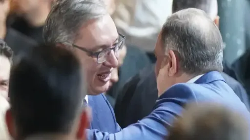 Aleksandar Vučić, Milorad i Igor Dodik prisutni u sjedištu SNS-a tokom izborne noći u Novom Beogradu
