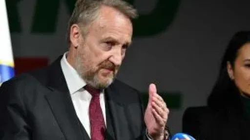 SDA: Ako želiš da se nešto ne uradi, formiraj komisiju
