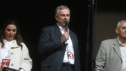 Dejan Šoškić ističe potrebu za jačanjem odnosa Srbije sa susjedima, uz napomenu o različitim percepcijama devedesetih godina