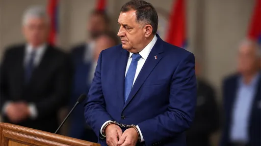 KO ĆE HAPSITI DODIKA: U slučaju da donošenje novog entitetskog Ustava pravno ili institucionalno ugrozi Ustav Bosne i Hercegovine, slijedi ovaj scenarij...
