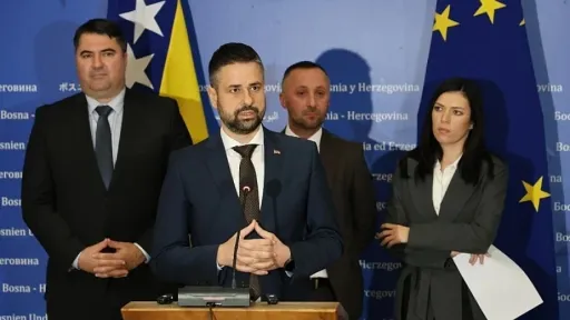 SNSD predstavlja kandidate za Parlamentarnu skup&scaron;tinu BiH u sve tri izborne jedinice Republike Srpske