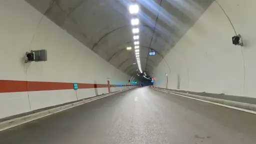 Saobraćaj obustavljen na A1 kod tunela Hercegovina nakon nesreće u kojoj je povrijeđena jedna osoba