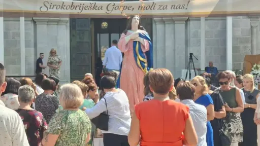 Vjernici se okupljaju u marijanskim sveti&scaron;tima &scaron;irom BiH povodom Velike Gospe, centralna misa u Mostaru u 20:00