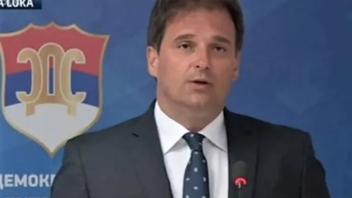Vukota Govedarica demantovao tvrdnje o ostavci i smjeni, ističući da je završio mandat sprovođenjem unutarstranačkih izbora u SDS-u